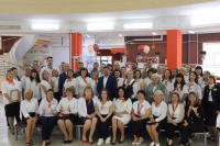 Руководитель Минимущества Хакасии поздравил сотрудников МФЦ с профессиональным праздником